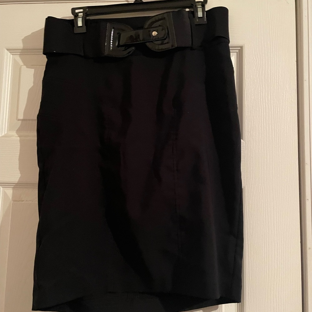 Black pencil skirt